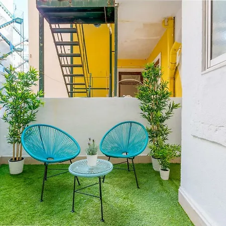 Baixa 2 Bedrooms Apt With Patio + Free Pick Up By Timecooler Lisboa