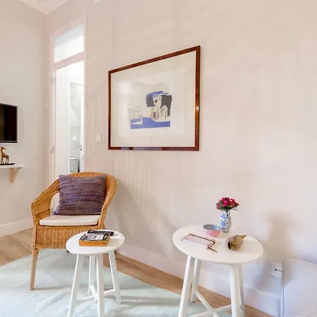 公寓 Baixa 2 Bedrooms Apt With Patio + Free Pick Up By Timecooler Lisboa