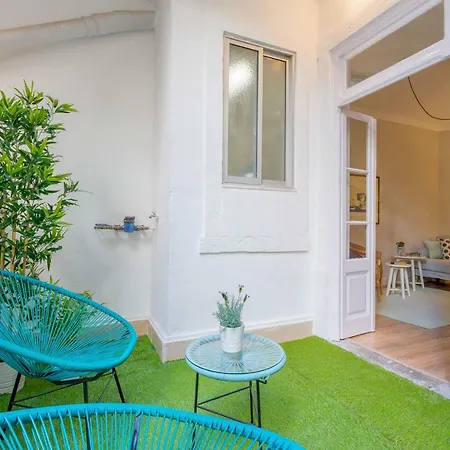 Baixa 2 Bedrooms Apt With Patio + Free Pick Up By Timecooler * Lisboa